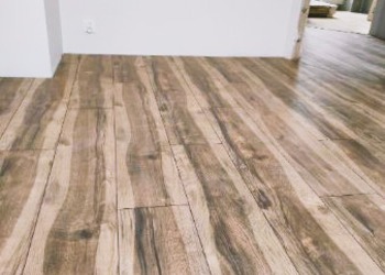 Panele wodoodporne MyFloor Swing Oak AC5