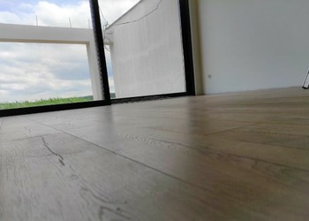 Panele laminowane QuickStep Impresive Dąb Klasyczny Naturalny 